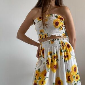 White & yellow sunflower smocked strapless tube top & midi skirt set | Size S